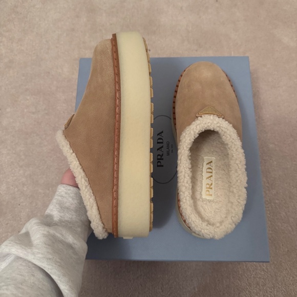 Authentic Prada Shearling Suede Mules - Picture 8 of 9